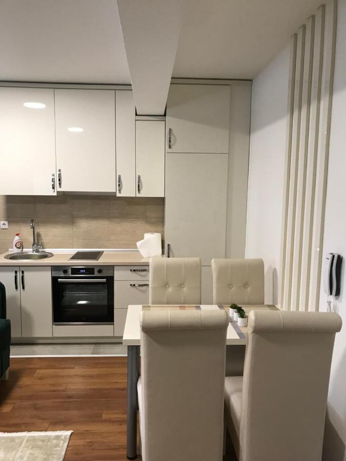 Green Apartment 新帕扎尔 外观 照片